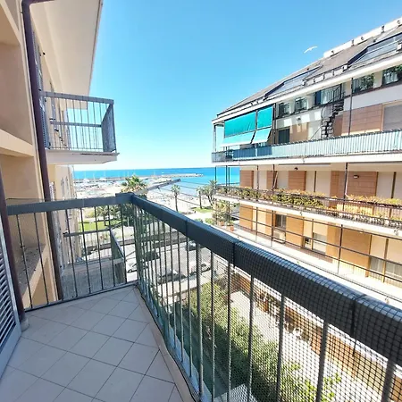 Apartment Casa Machi By World Chiavari